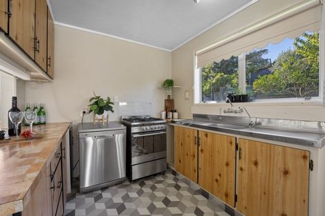 Photo of property in 39 Tavistock Street, Westown, New Plymouth, 4310