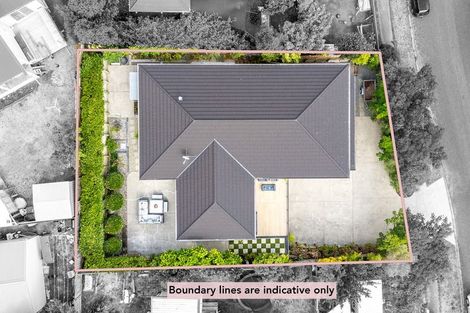 Photo of property in 21 Campion Road, Waikanae Beach, Waikanae, 5036