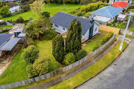 Photo of property in 43 Leicester Street, Cannons Creek, Porirua, 5024
