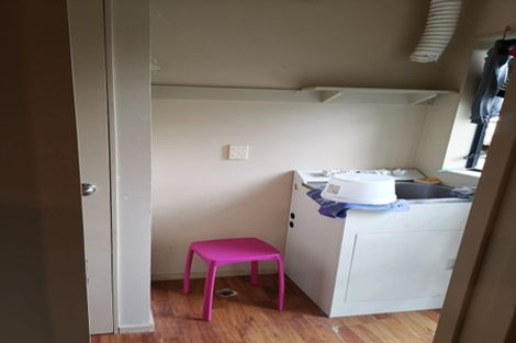 Photo of property in 72a La Trobe Street, Pakuranga Heights, Auckland, 2010