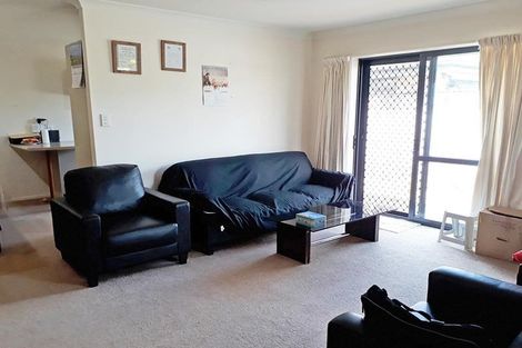 Photo of property in 45 Greenpark Road, Penrose, Auckland, 1061