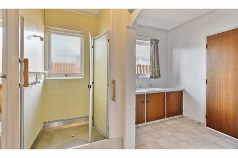 Photo of property in 1/108 Gloucester Road, Manurewa, Auckland, 2102