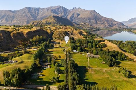 Photo of property in 28 Hogans Gully Road, Arrowtown, 9371