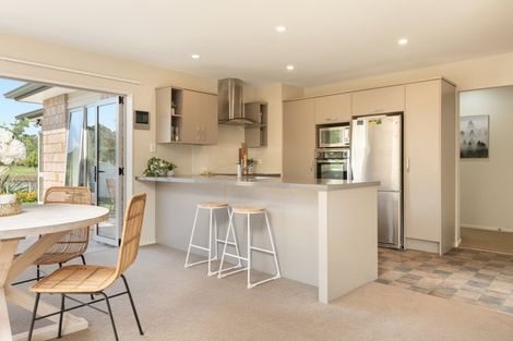 Photo of property in 39 Scoria Close, Pyes Pa, Tauranga, 3112