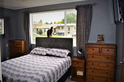 Photo of property in 37 Waterford Drive, Winton, 9720