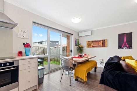 Photo of property in 37 Chiefs Court, Hamilton East, Hamilton, 3216