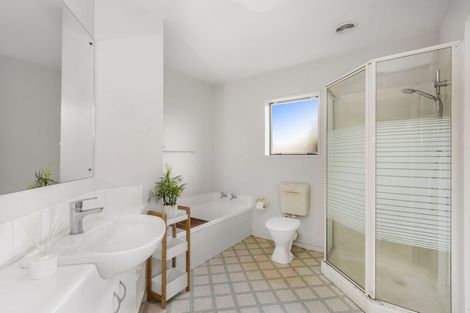 Photo of property in 2/4 Balkwell Street, Halswell, Christchurch, 8025