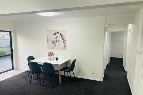 Photo of property in 2/11 Overton Road, Papatoetoe, Auckland, 2025