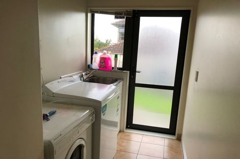 Photo of property in 29k Paparoa Road, Cockle Bay, Auckland, 2014