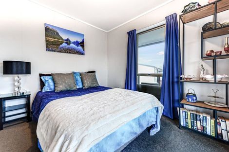 Photo of property in 3 Jasmine Avenue, Dinsdale, Hamilton, 3204