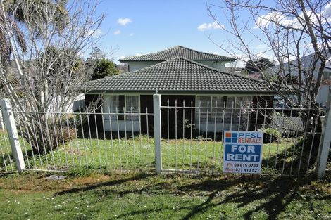 Photo of property in 117 Seymour Road, Sunnyvale, Auckland, 0612