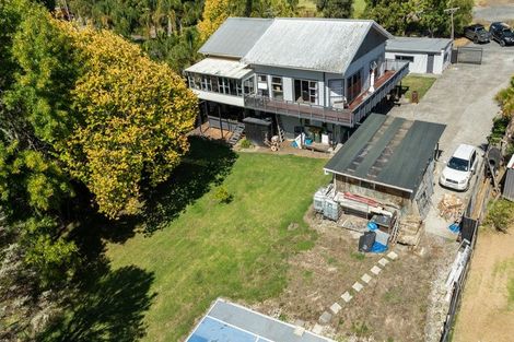 Photo of property in 24 Waikoukou Valley Road, Waimauku, 0812