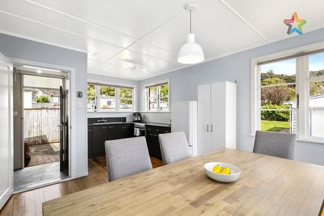 Photo of property in 16 Cleland Crescent, Naenae, Lower Hutt, 5011