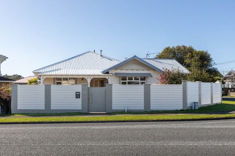 Photo of property in 117 Carrington Street, Lower Vogeltown, New Plymouth, 4310