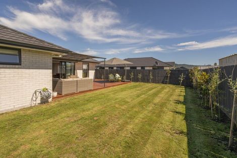 Photo of property in 8 Palm Drive, Whitianga, 3510