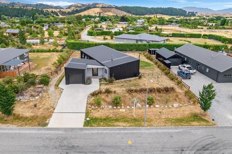 Photo of property in Luggate Park, 10 Cooper Crescent, Luggate, Wanaka, 9383