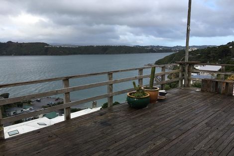 Photo of property in 35 Grafton Road, Roseneath, Wellington, 6011