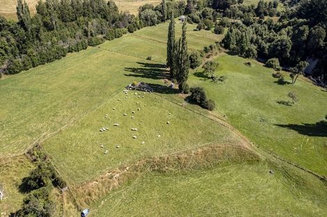 Photo of property in 1182 Opaki Kaiparoro Road, Mauriceville, Masterton, 5882