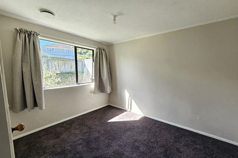 Photo of property in 34 Northumberland Street, Cannons Creek, Porirua, 5024
