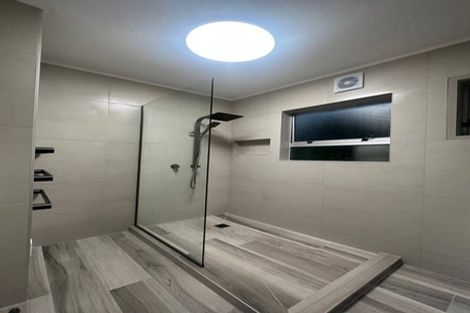 Photo of property in 2/43 Stott Avenue, Birkdale, Auckland, 0626