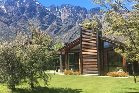 Photo of property in 4 Rannoch Drive, Jacks Point, Queenstown, 9371