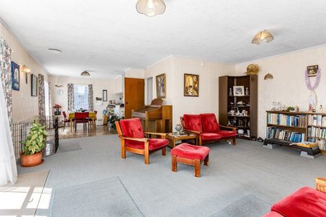 Photo of property in 21 Staithes Drive North, Whitby, Porirua, 5024