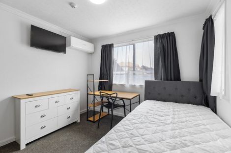 Photo of property in 22 Palm Avenue, Hokowhitu, Palmerston North, 4410