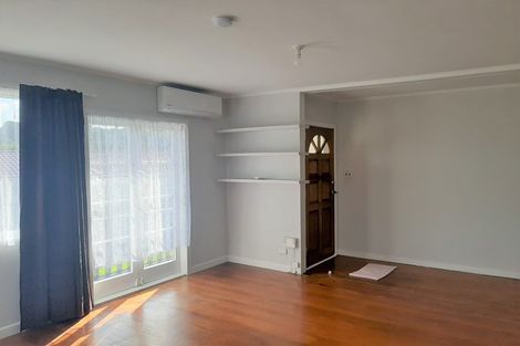 Photo of property in 2/35 Neal Avenue, Glenfield, Auckland, 0629