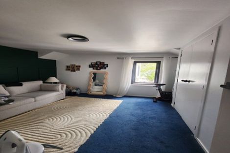 Photo of property in 6a Elmslie Road, Pinehaven, Upper Hutt, 5019