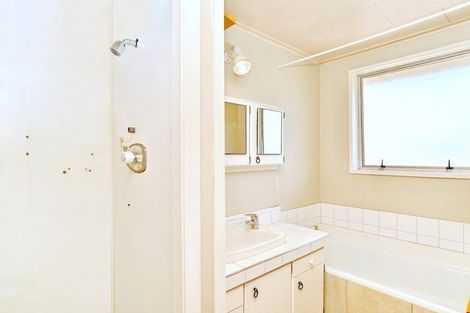 Photo of property in 1/10 Wanstead Place, Woolston, Christchurch, 8062