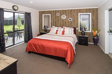 Photo of property in 13 Hartley Avenue, Carterton, 5713