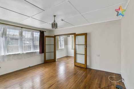 Photo of property in 1/1159 High Street, Taita, Lower Hutt, 5011