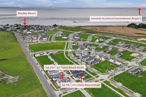 Photo of property in 4 Gertrude Cole Road, Clarks Beach, 2122