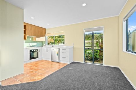 Photo of property in 56 Fernaig Street, Papakura, 2110