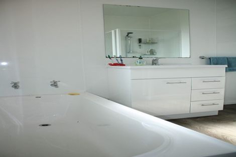 Photo of property in 260 Jacks Hill Road, Te Houka, Balclutha, 9273