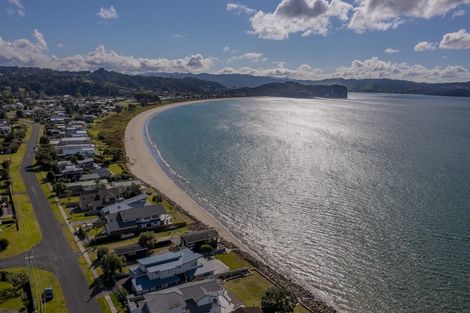 Photo of property in 133 Captain Cook Road, Cooks Beach, Whitianga, 3591