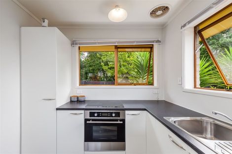 Photo of property in 2/201 Henderson Valley Road, Henderson, Auckland, 0612