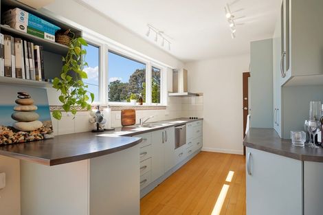 Photo of property in 46 Lowtherhurst Road, Massey, Auckland, 0614