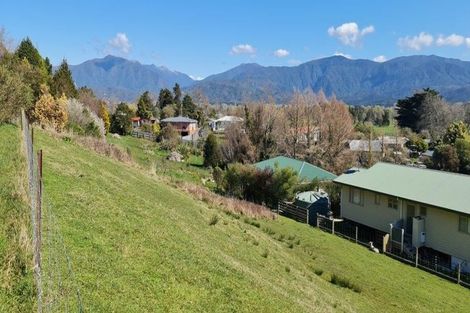 Photo of property in 28 Arapeta Place, Takaka, 7110