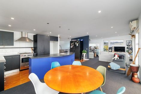 Photo of property in 5 Emerson Crescent, Diamond Harbour, Lyttelton, 8971