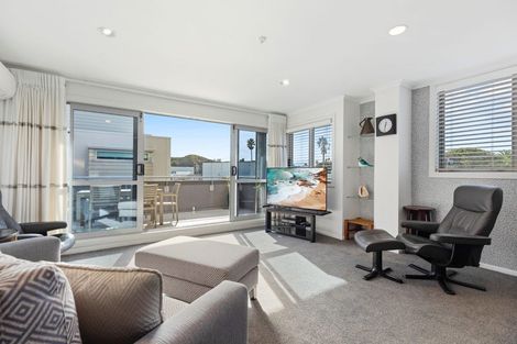 Photo of property in Salisbury Crown, 5/7 Salisbury Avenue, Mount Maunganui, 3116