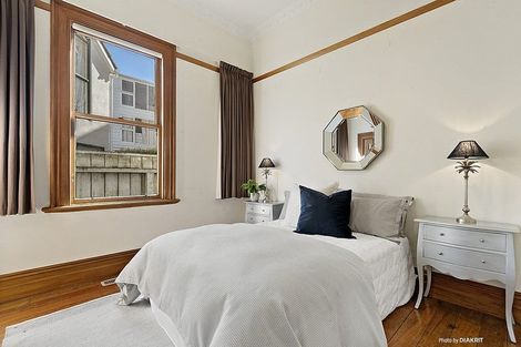 Photo of property in 26 Grove Road, Kelburn, Wellington, 6012