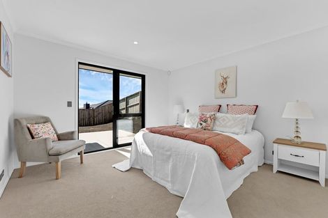 Photo of property in 11 Dolcetto Place, Pokeno, 2402