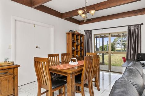 Photo of property in 77 Somerset Road, Clareville, Carterton, 5792