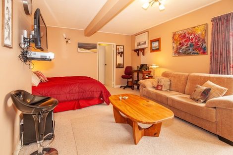 Photo of property in 52 Preston Crescent, Belleknowes, Dunedin, 9011