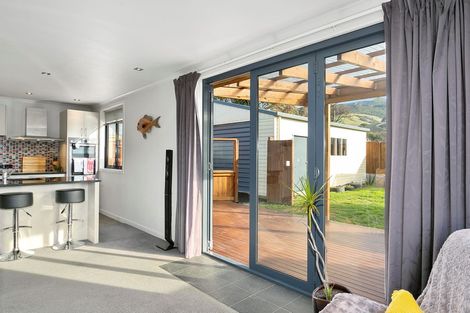 Photo of property in 6 Freyberg Avenue, Sawyers Bay, Port Chalmers, 9023