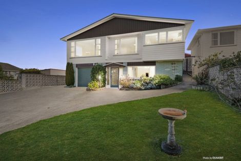 Photo of property in 20 Kingston Heights Road, Kingston, Wellington, 6021