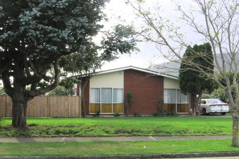 Photo of property in 54 Rewarewa Crescent, Waikanae, 5036