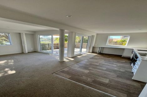 Photo of property in 3/6 Braemar Road, Rothesay Bay, Auckland, 0630