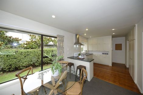 Photo of property in 156 Avonhead Road, Avonhead, Christchurch, 8042